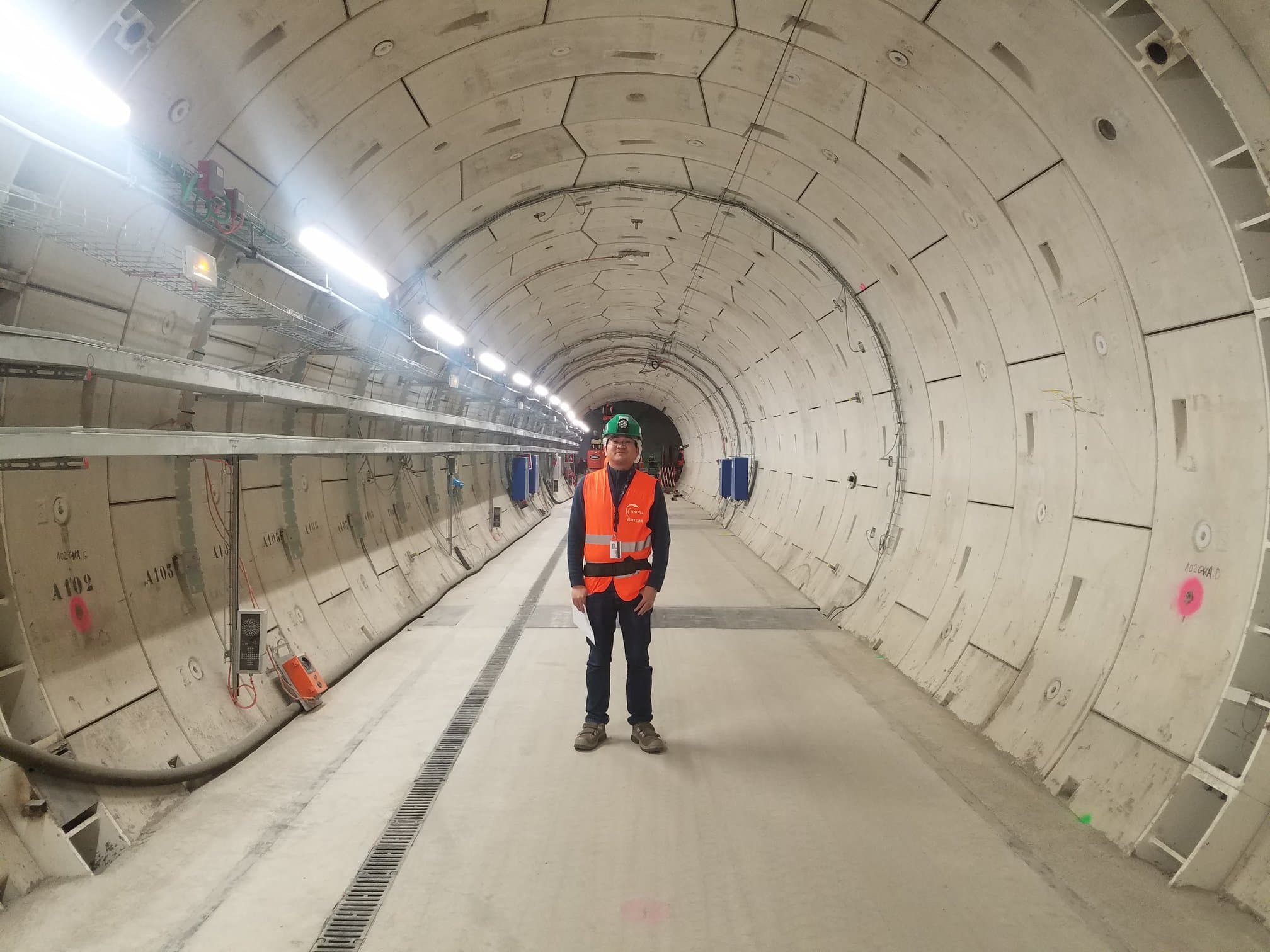 Khảo sát và làm việc thực tế tại công trường